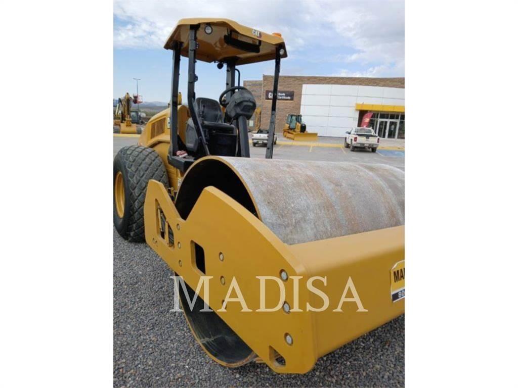 CAT CS11 GC 土壤壓實機