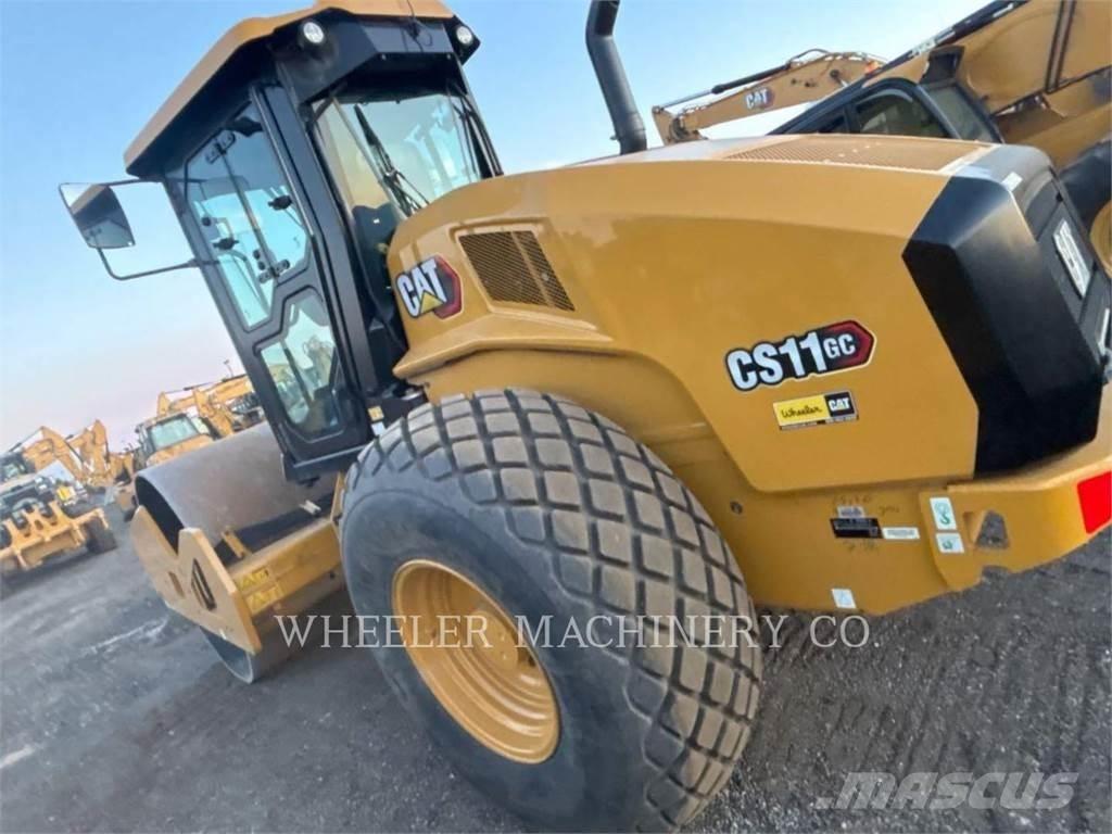 CAT CS11 GC 單輪滾壓機