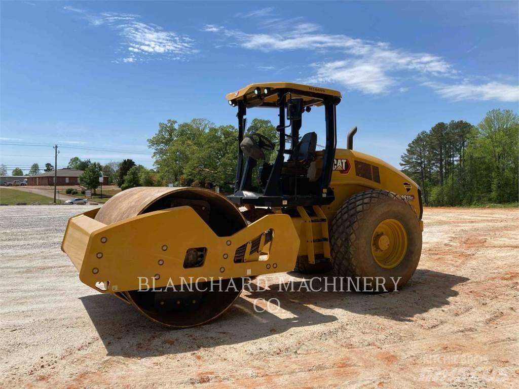 CAT CS11GC 單輪滾壓機