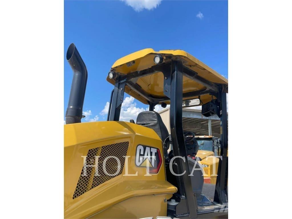 CAT CS11GC 單輪滾壓機