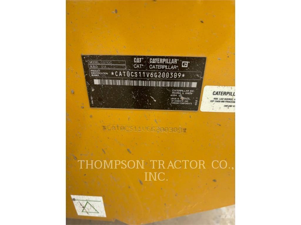 CAT CS11GC 單輪滾壓機