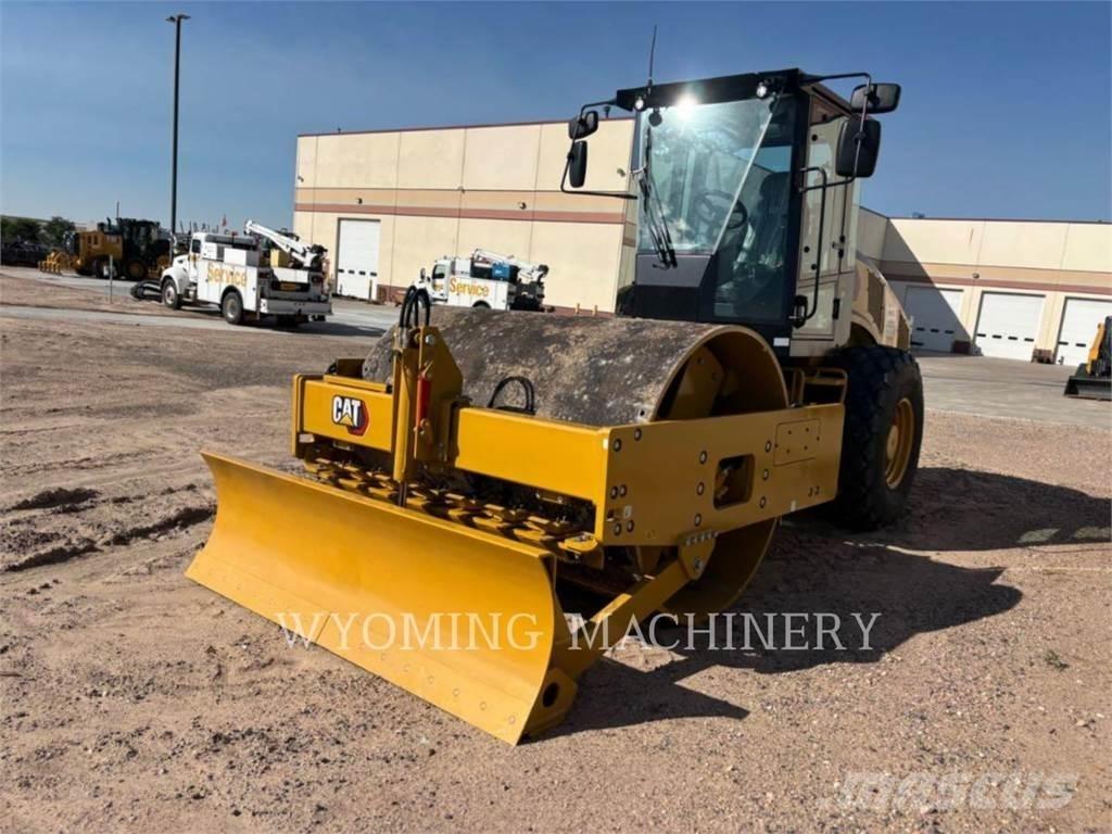 CAT CS12 瀝青噴灑器