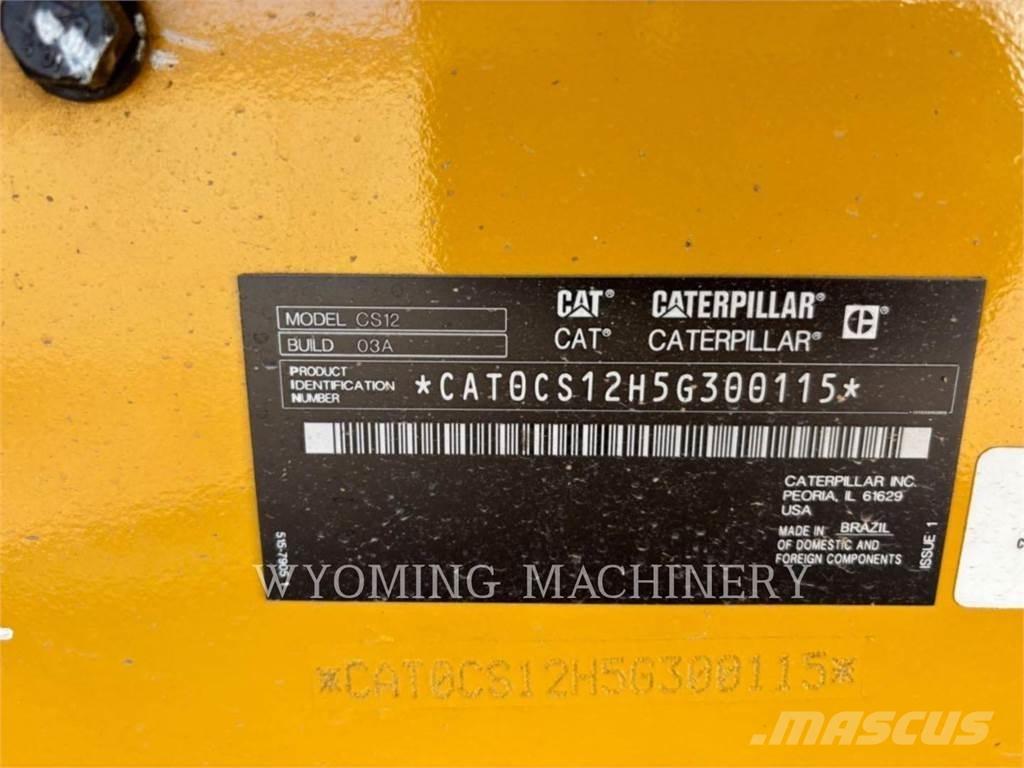 CAT CS12 瀝青噴灑器