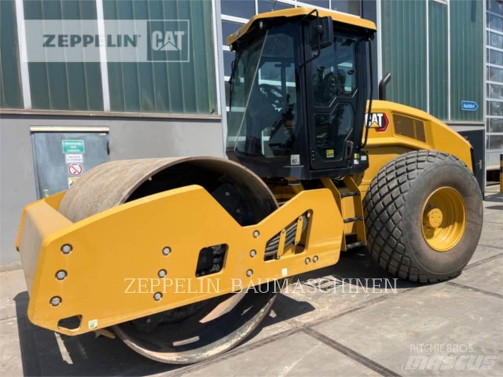 CAT CS12GC 土壤壓實機