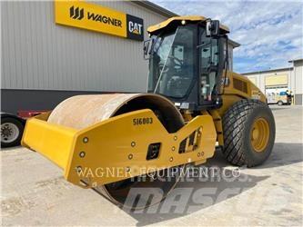 CAT CS13GC 土壤壓實機