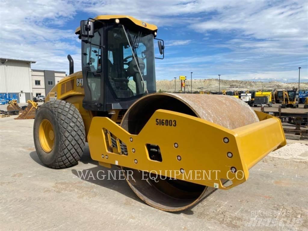CAT CS13GC 土壤壓實機