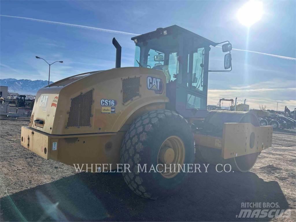 CAT CS16 單輪滾壓機
