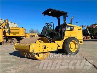 CAT CS34 土壤壓實機