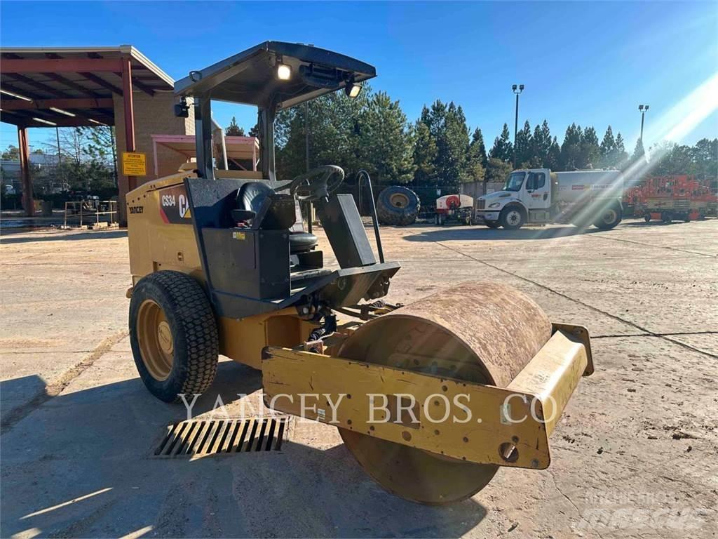 CAT CS34 土壤壓實機