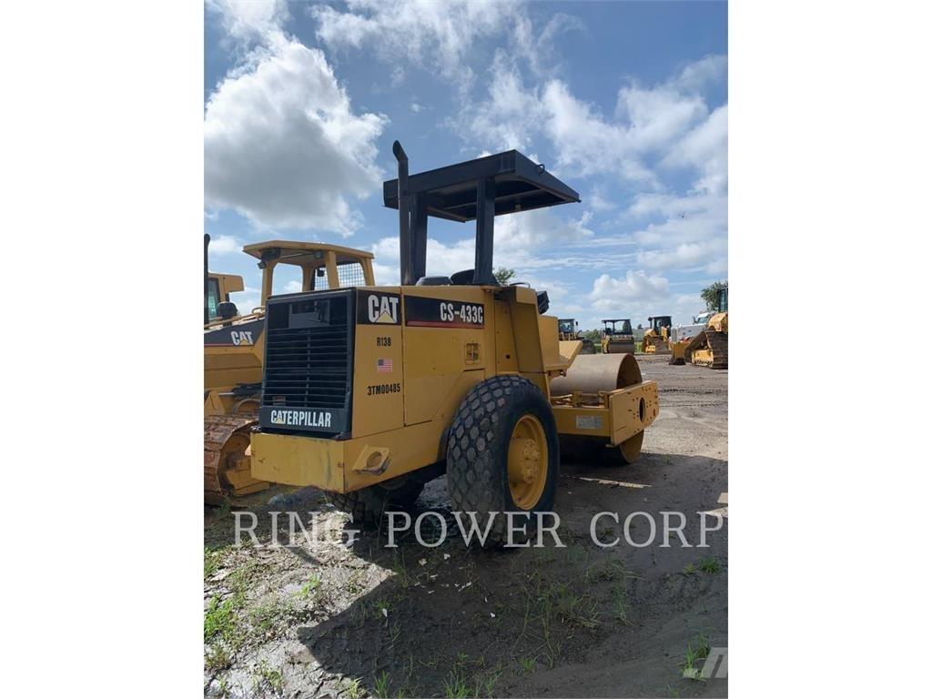 CAT CS433C 雙輪滾壓機