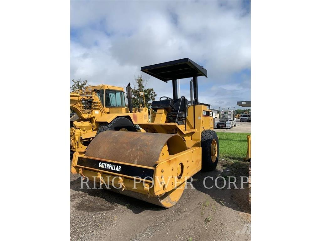 CAT CS433C 雙輪滾壓機