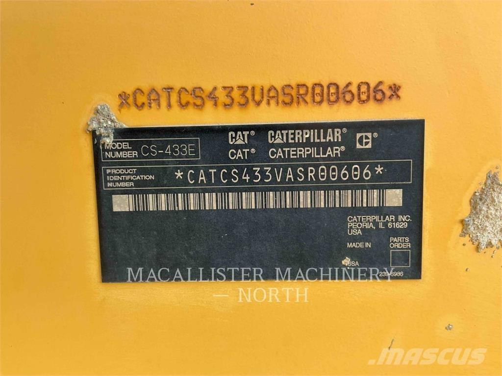 CAT CS433E 單輪滾壓機