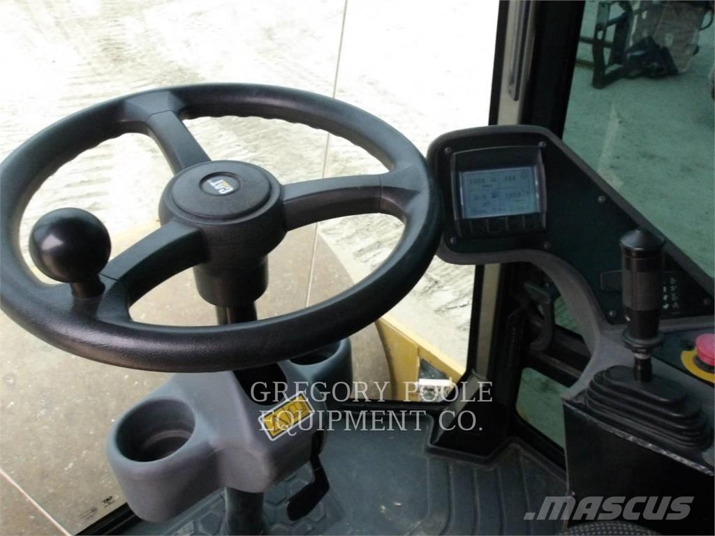 CAT CS44B 單輪滾壓機