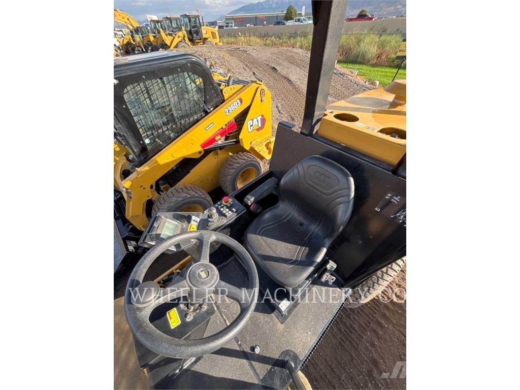 CAT CS5 單輪滾壓機