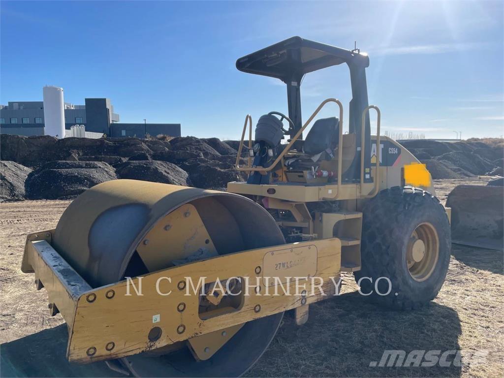 CAT CS54 瀝青攤舖機/鋪路機