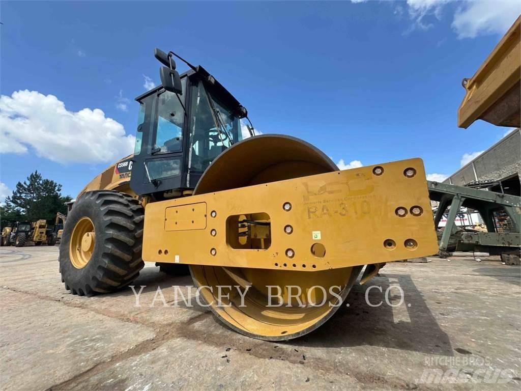 CAT CS56 土壤壓實機