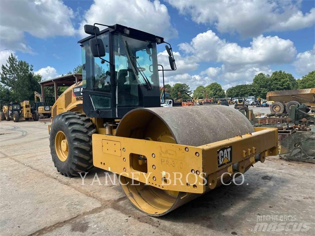 CAT CS56 土壤壓實機