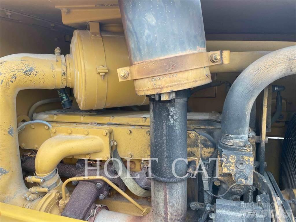 CAT CS563C 單輪滾壓機