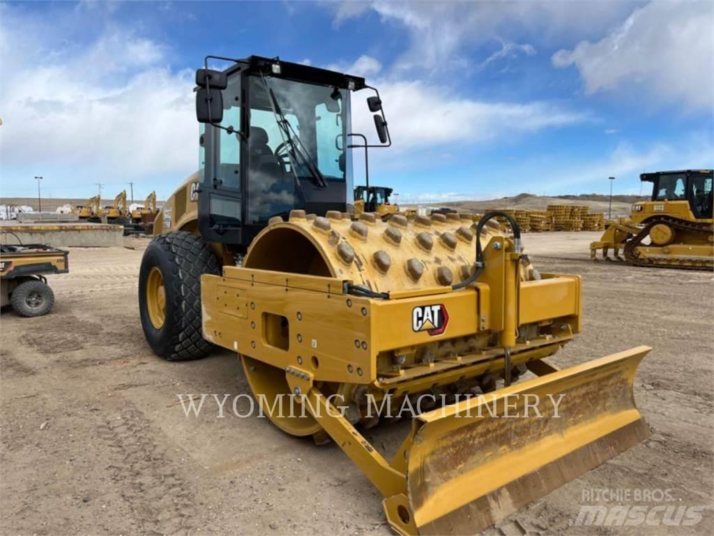 CAT CS56B 土壤壓實機