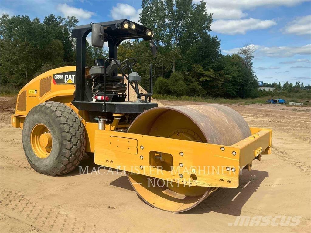 CAT CS56B 單輪滾壓機