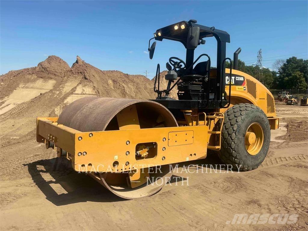 CAT CS56B 單輪滾壓機