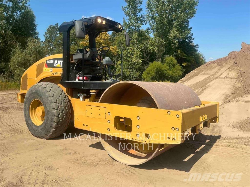 CAT CS56B 單輪滾壓機