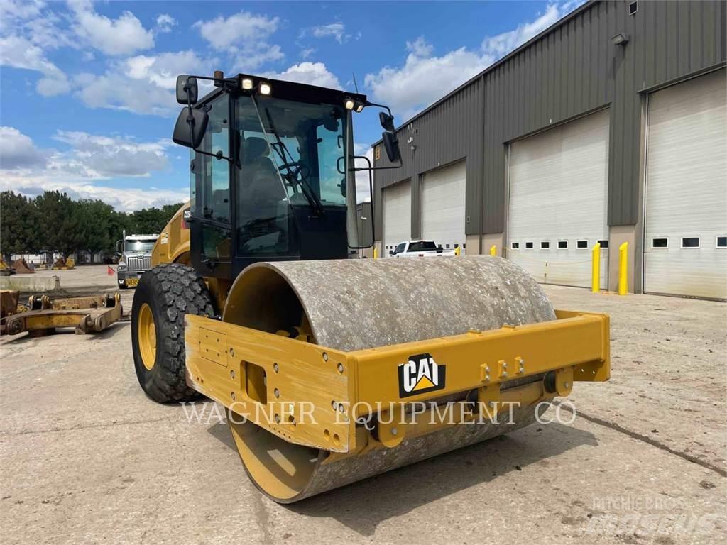 CAT CS56B 土壤壓實機
