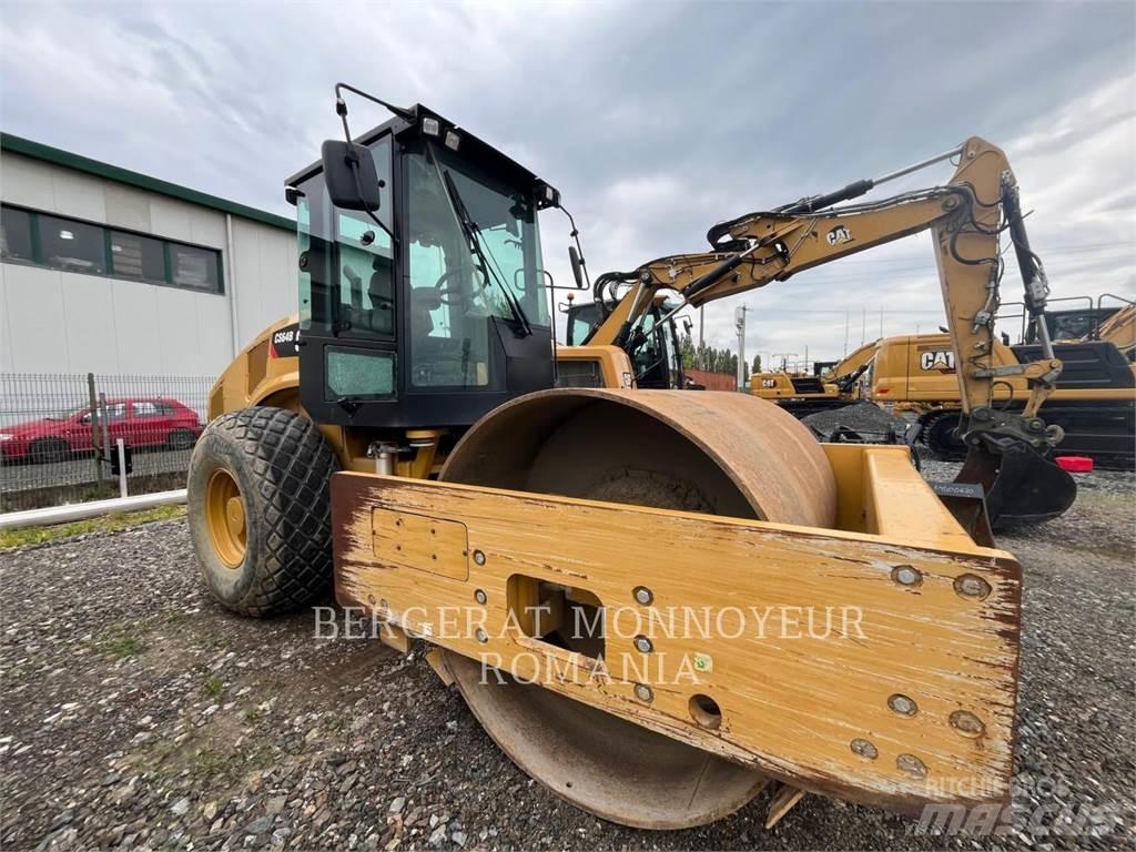 CAT CS64B 單輪滾壓機