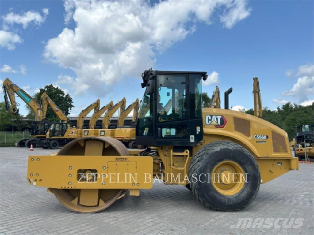 CAT CS66B 土壤壓實機