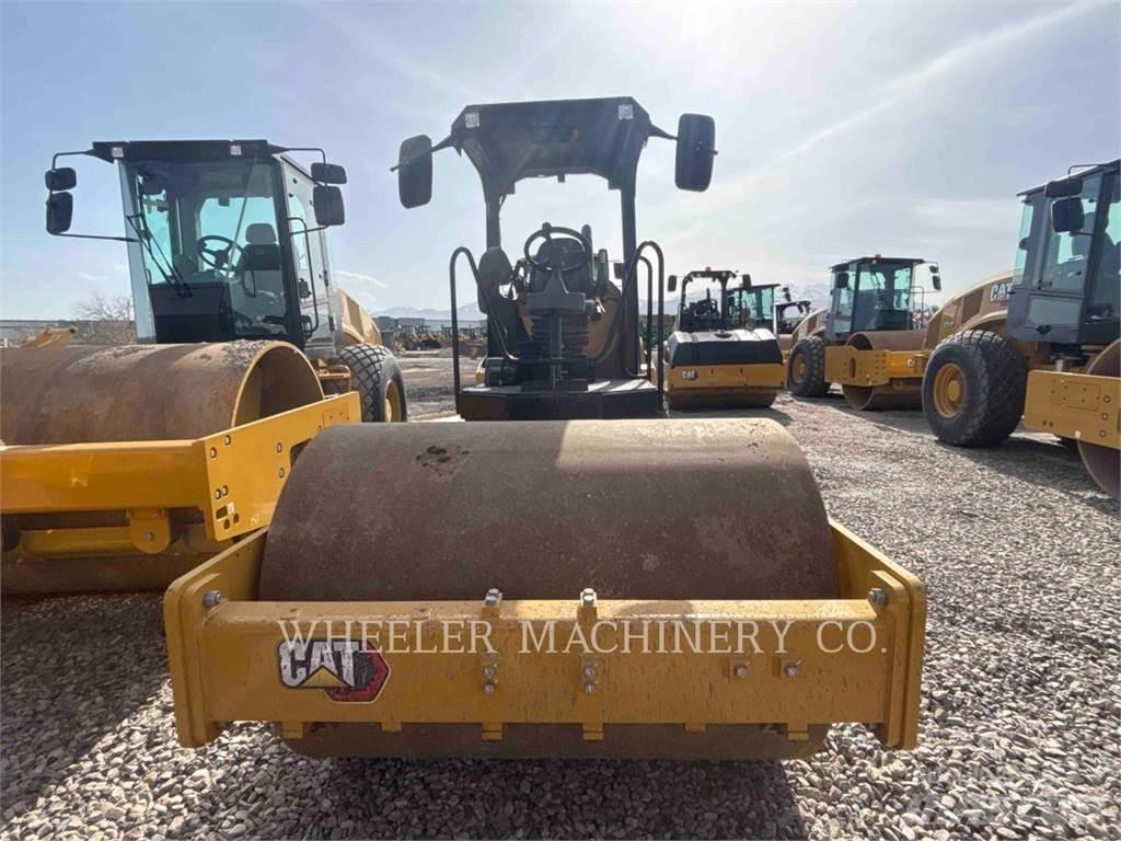 CAT CS7 單輪滾壓機