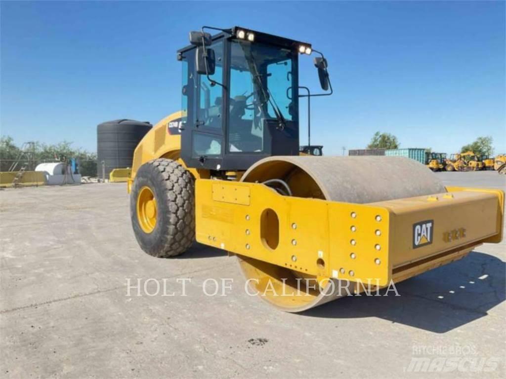 CAT CS74B 單輪滾壓機
