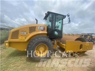 CAT CS74B CAB 單輪滾壓機