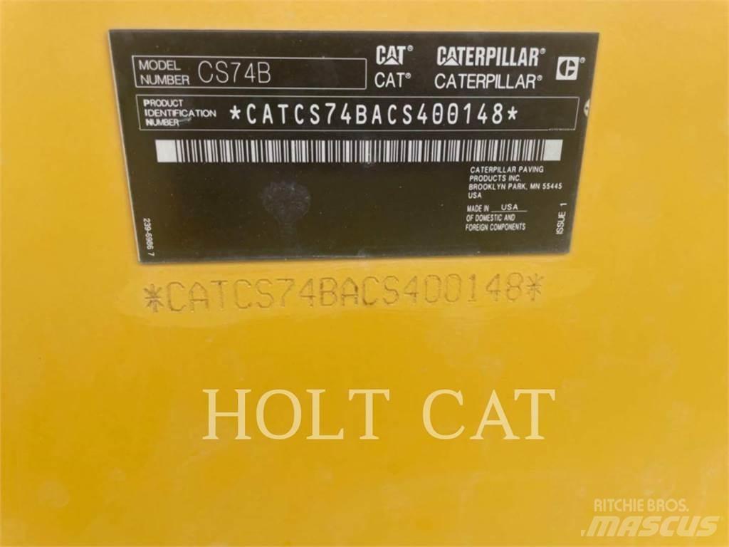 CAT CS74B CAB 單輪滾壓機
