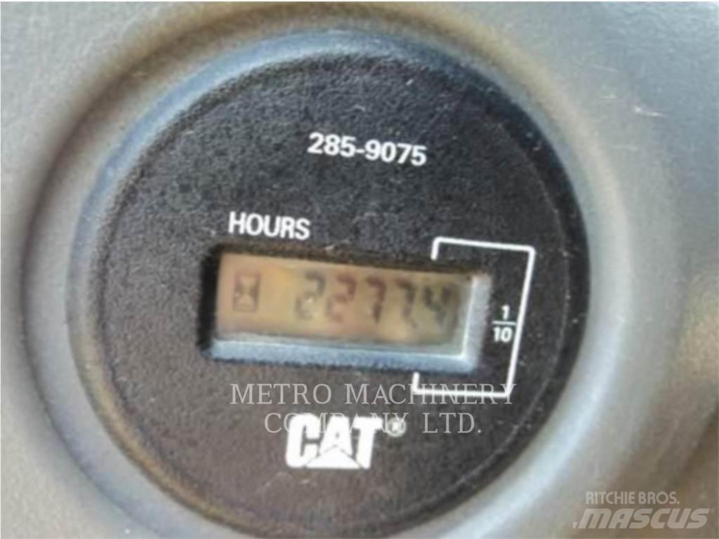 CAT CS76 單輪滾壓機