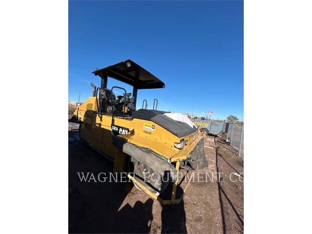 CAT CW34 土壤壓實機