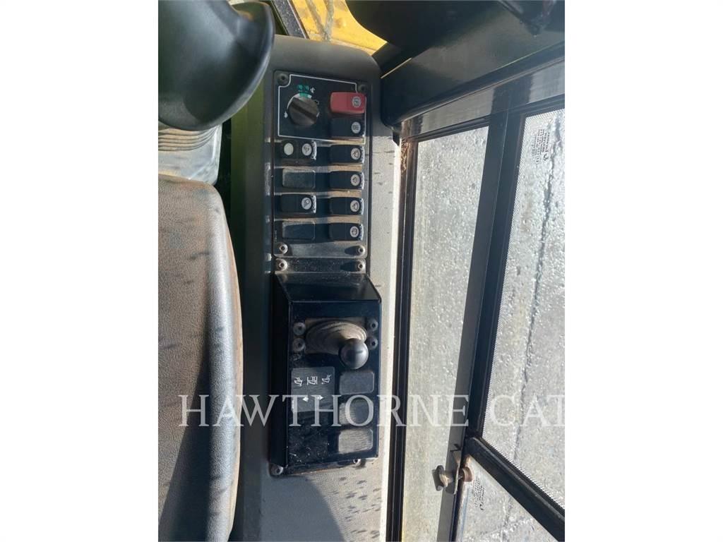 CAT D 6 K XL 履帶推土機