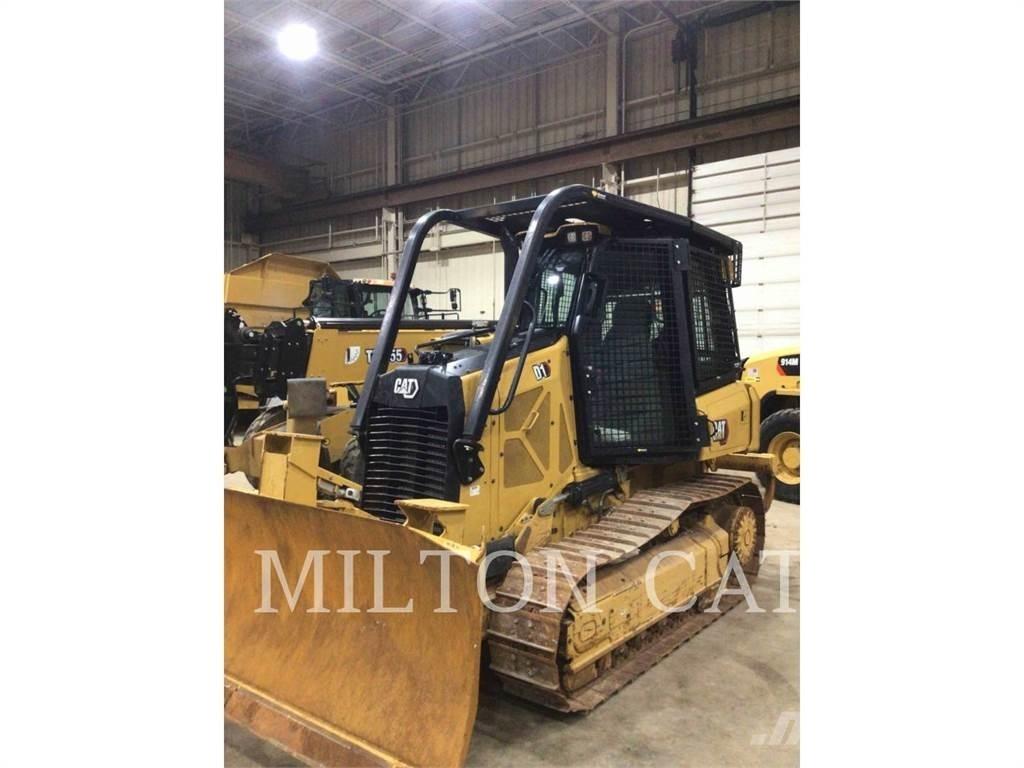 CAT D1 履帶推土機