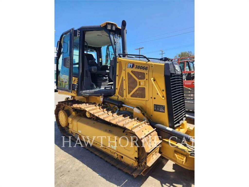 CAT D1 履帶推土機