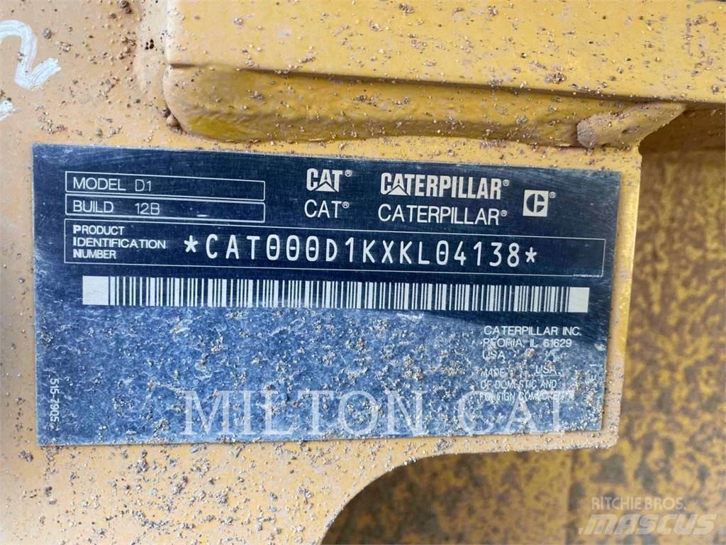 CAT D1 履帶推土機
