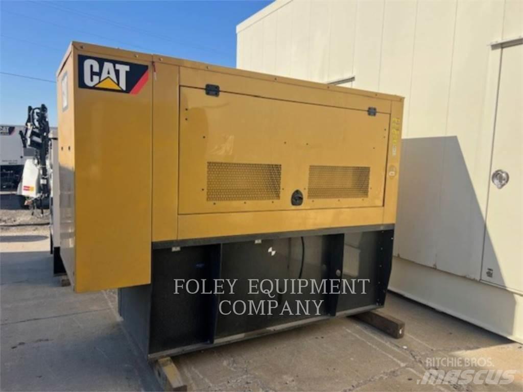 CAT D100 柴油發電機