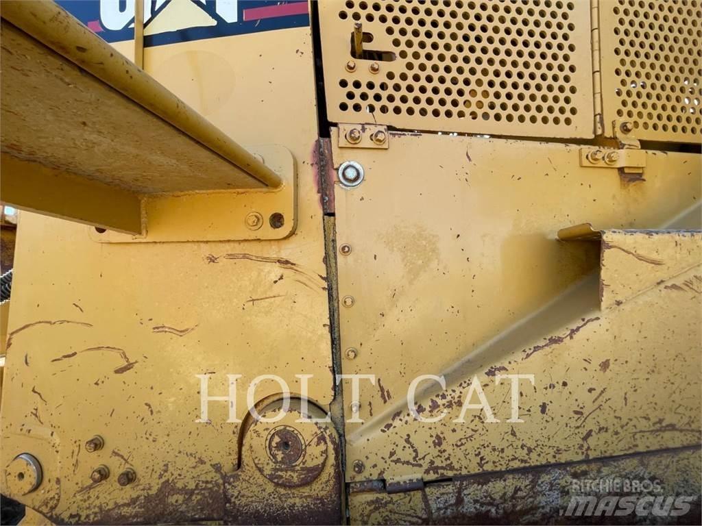 CAT D10R 履帶推土機