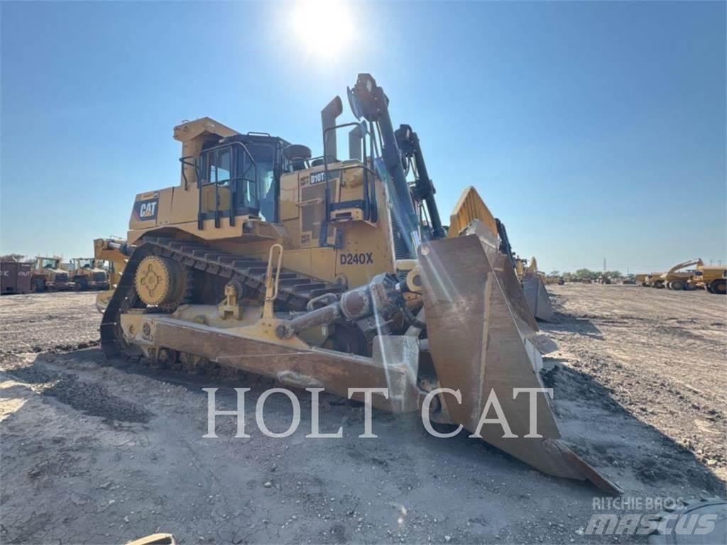 CAT D10T 履帶推土機