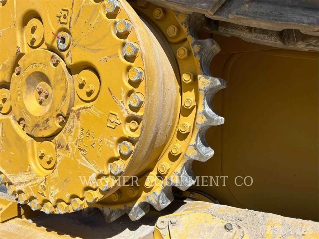 CAT D10T2 履帶推土機