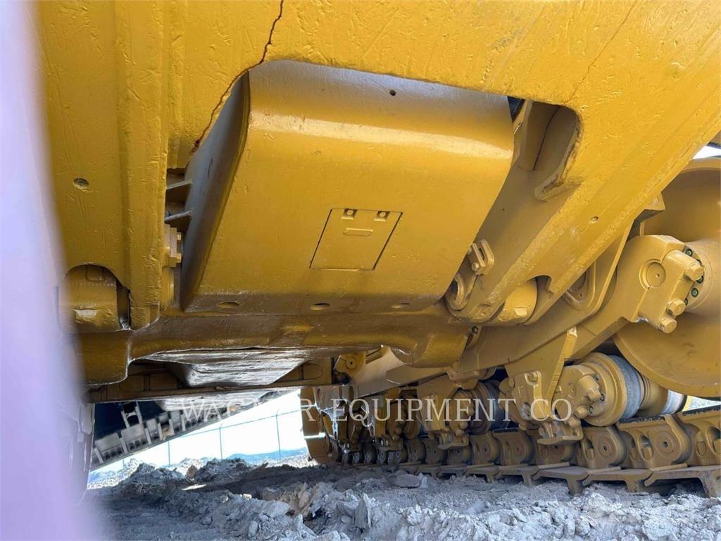 CAT D11T 履帶推土機