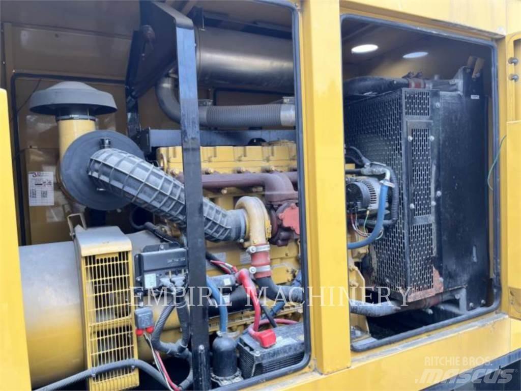 CAT D150 柴油發電機