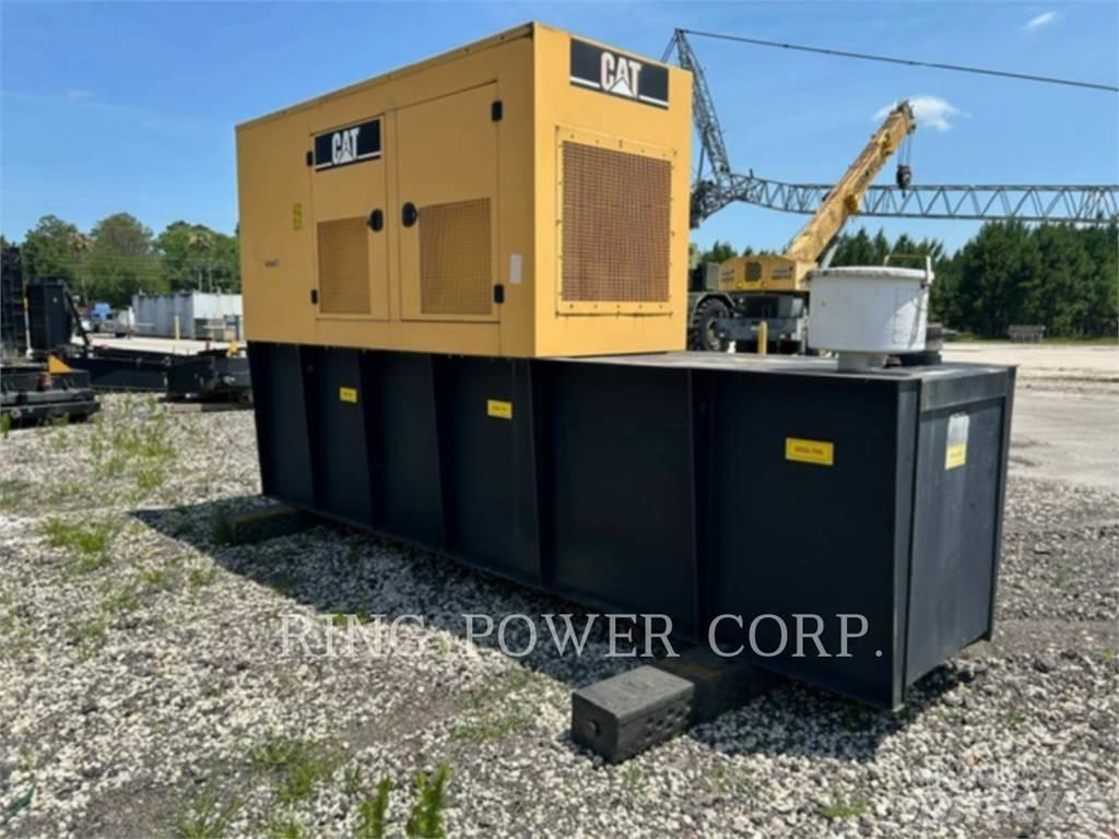 CAT D150-8 柴油發電機