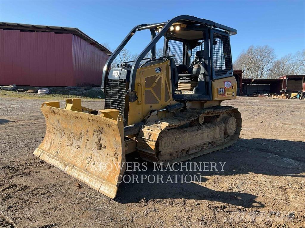 CAT D2 履帶推土機