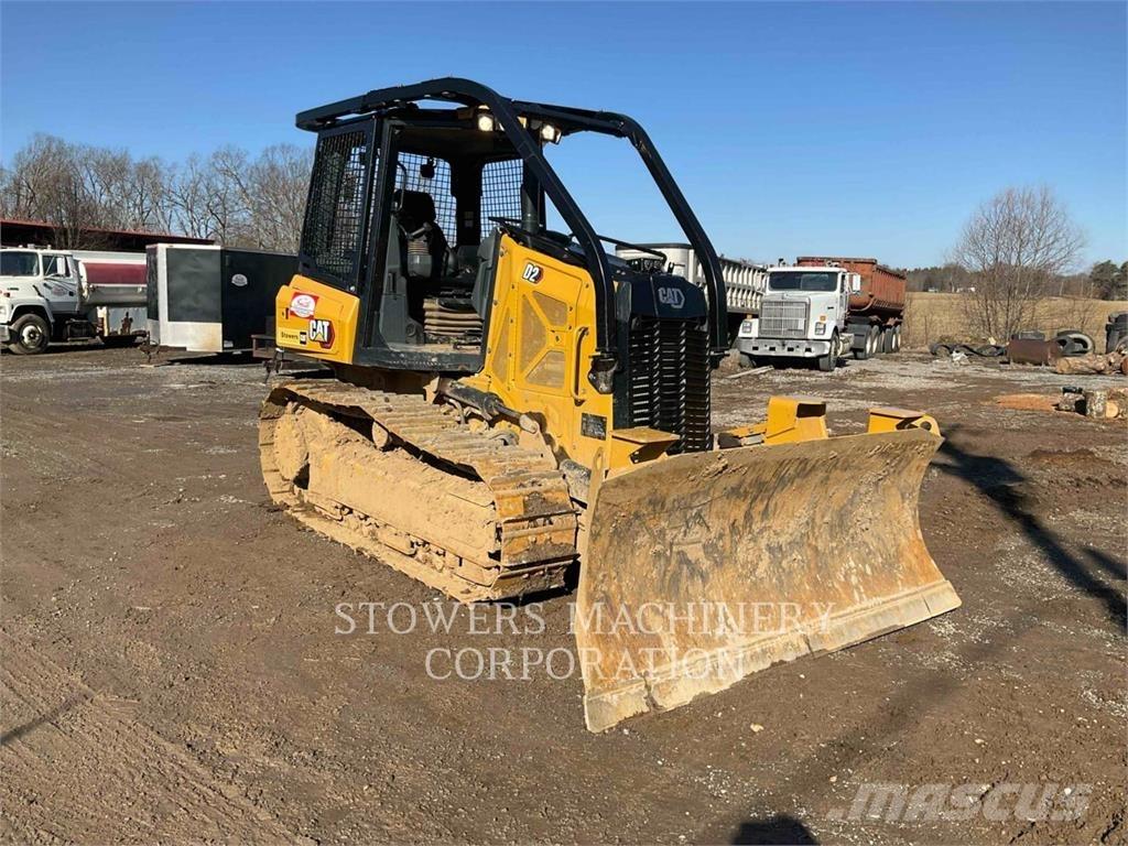 CAT D2 履帶推土機