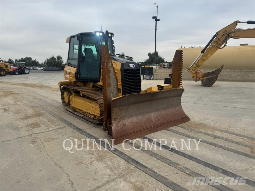 CAT D2-12 反鏟裝載機