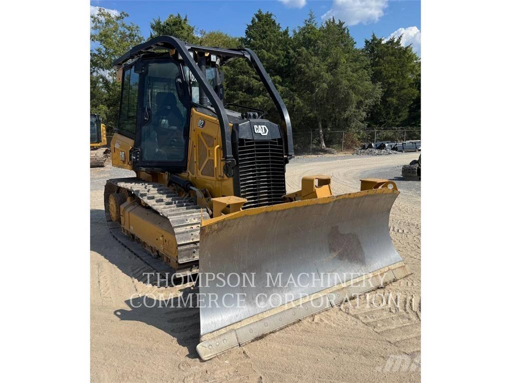 CAT D2-12 履帶推土機